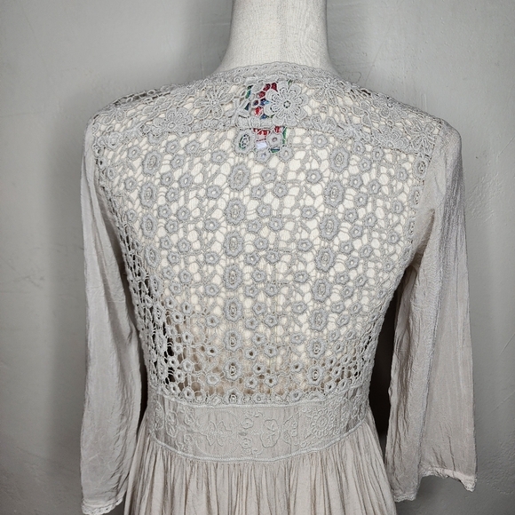 Johnny Was Beige Eyelet Embroidered Tan Dress Size Small - Picture 7 of 11